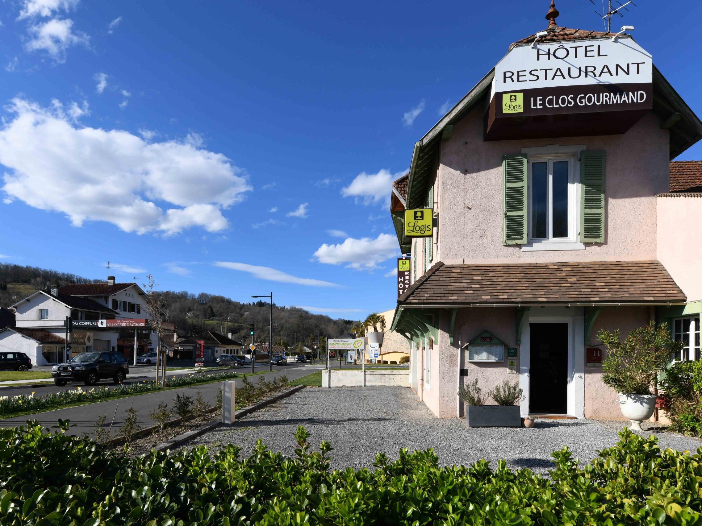 Logis Hostellerie Du Neez Gan Bagian luar foto