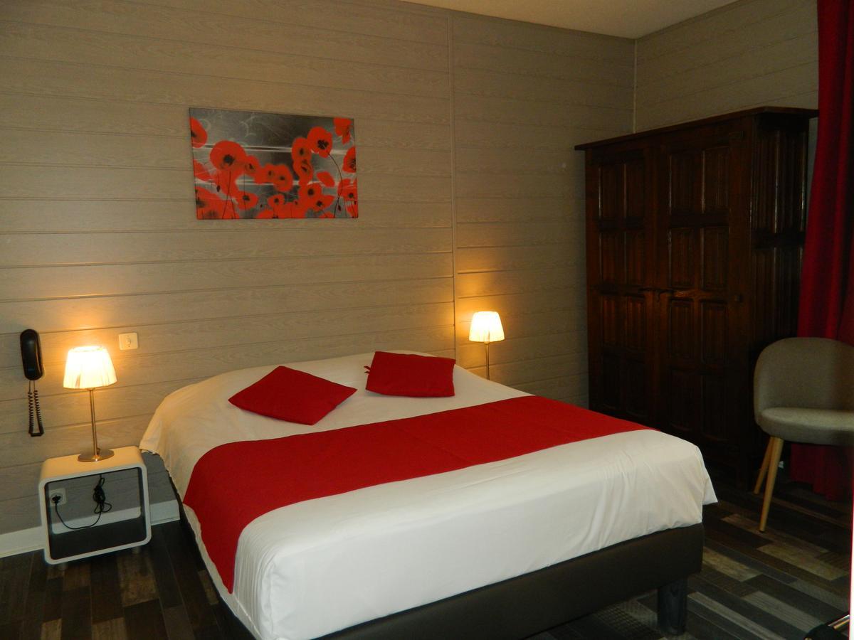 Logis Hostellerie Du Neez Gan Bagian luar foto