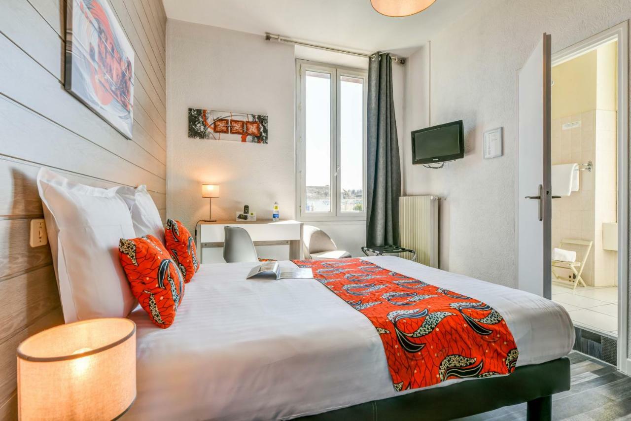 Logis Hostellerie Du Neez Gan Bagian luar foto
